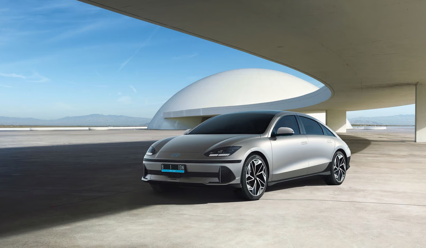 IONIQ 6
